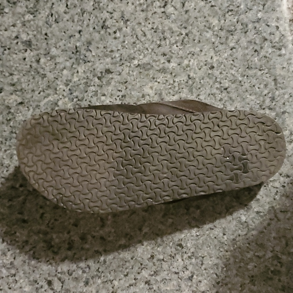 LL bean RIGHT slipper - Picture 6 of 6